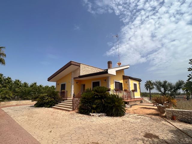 Villa indipendente in vendita